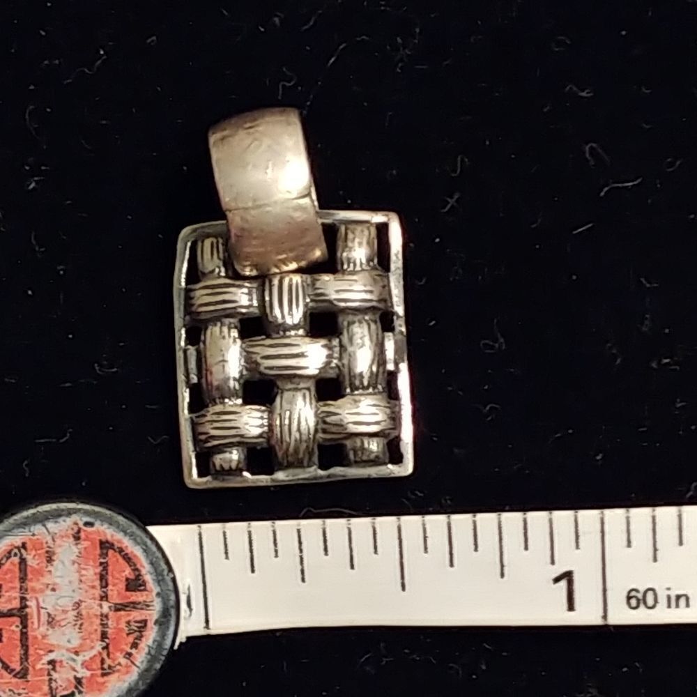 Silver Pendant Rectangular Basket Weave - Picture 7 of 7